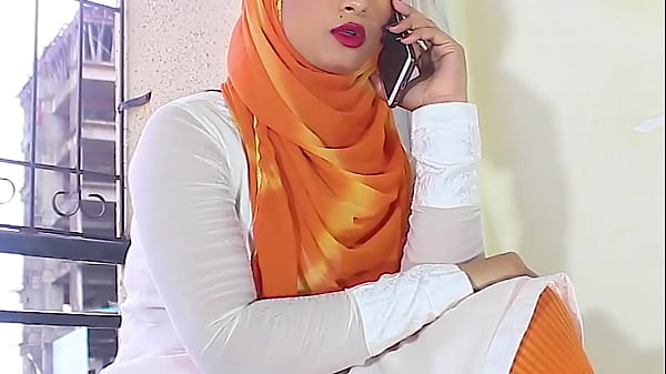 Salma Si Cewek Muslimah Nakal Ngentot Temennya Pake Audio Hindi Kotor