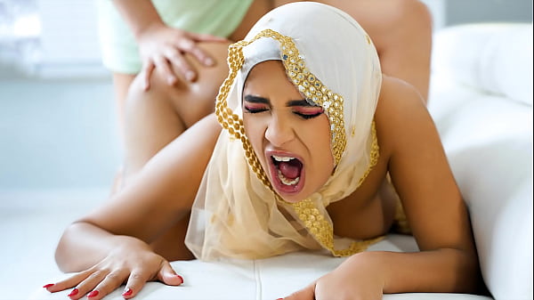 Gue Berhasil Bujuk Cewek Hijabku Yang Dilarang Nge-seks Sama Budayanya, Akhirnya Ngewe Juga – Hijablust