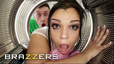 Brazzers – Banjir Celana! Adegan Mepet Bikin Nge-seks Liar Bareng Bintang-bintang Paling Hot