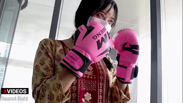 Desi Cewek Ufc Pukul Kayak Pro, Bikin Makin Horny.