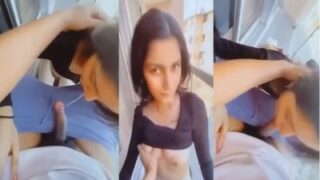 Cewek 19 Tahun Ngocok Kontol Di Balkon, Outdoor India Bikin Makin Panas