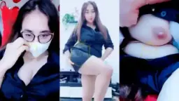 Miss Flow Ebot Pamer Tetek Sambil Colmek Sampe Becek, Bebs!