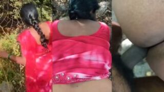 Video Desi: Cewek Kampung Sangek Ngentot Di Luar Ruangan, Bagian Pertama.