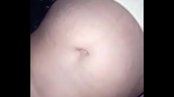 Desi Aunty, Basahin Pikiranku Dengan Gerakan Nakalmu