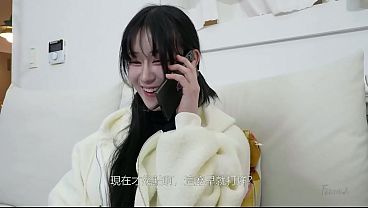 Gadis Kesepian Di Korea, Tukang Servis Terjebak Di Antara Pahanya Yang Menggoda