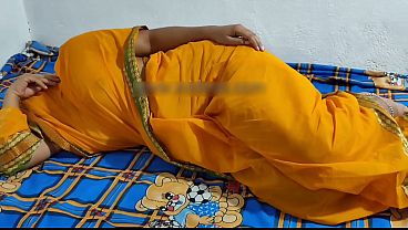 Bundelkhandi Mertua Cewek Tua Ngegas, Dikocok Mantu Sampe Crot Puas-puasan.