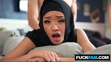 Hijabi Kena Perkenalan Budaya Amerika, Jade Kimiko Digoyang Parker Ambrose Sampai Lupa Diri