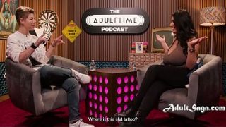 Sarah Pamer Getol Colak-colek Vibrator Pertama, Tinder Langsung Panas-panasan.