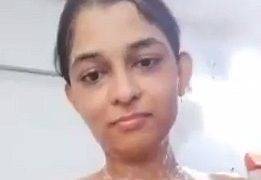 Cewek Mumbai Mandi, Klip Bikin Pengen Liat Lebih