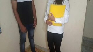 Manager Crotokin Karyawati Di Toilet