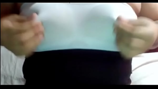 Istri India Pamer Tetek Gaya Hindi