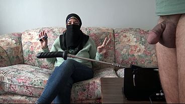 Istri Arab Montok Bertetek Besar Diperkosa Mesin Muncrat