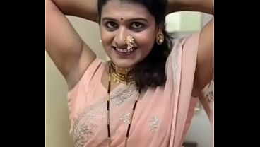 Cewek India Seksi Pamer Ketek Basah Bikin Gregetan.