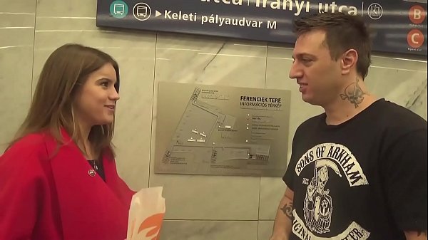 Cewek Abg Rusia Dapatkan Mani Di Memek Suburnya Dari Bule Amerika Yang Gak Dikenal!