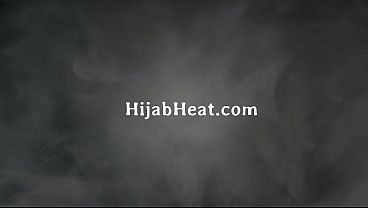 Bos Muslim Arab Kaku Dihajar Bertubi-tubi Di Kantor