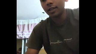 Intro Video Cowok India Sendirian, Panas Banget Bikin Greget