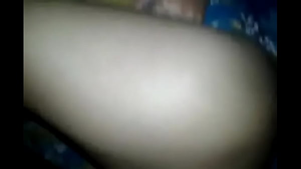 Desi Bhabhi Lagi Grepe-grepe Di Kamar, Minta Digituin Abis.
