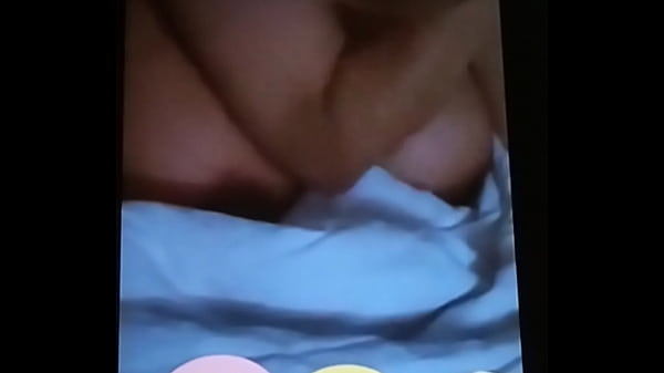 Ibu Rumah Tangga Arab Pamer Tetek Ke Bocah Desi Di Dubai